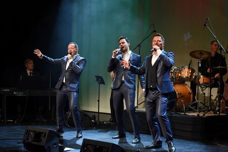 Trio Vivere 11